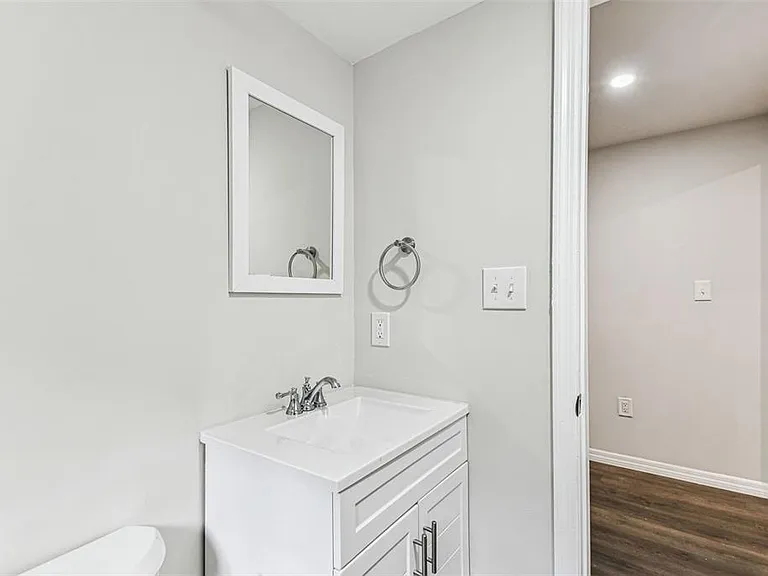 1006 E 26th Ave #1 — Photo 28