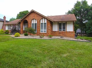 15538 Highcroft Dr, Chesterfield, MO