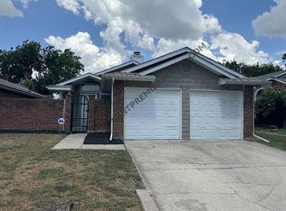6735 Poppy Dr, Fort Worth, TX 76137