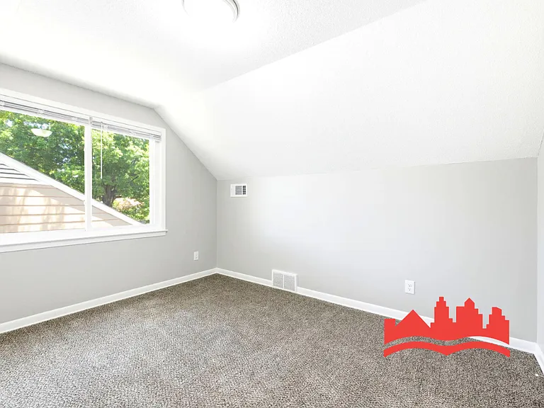 3281 Foxgate Dr — Photo 36