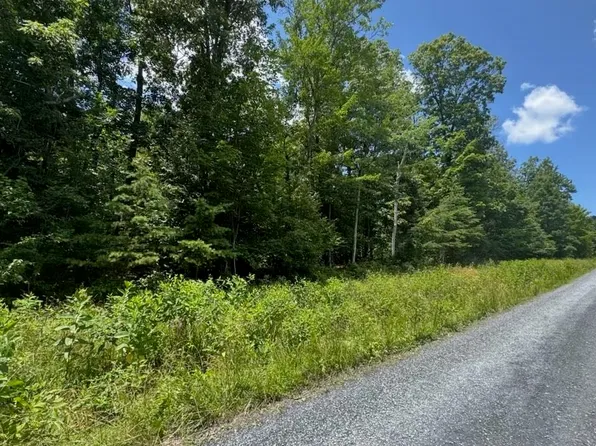 Hunter Rd, Maurertown, VA 22644
