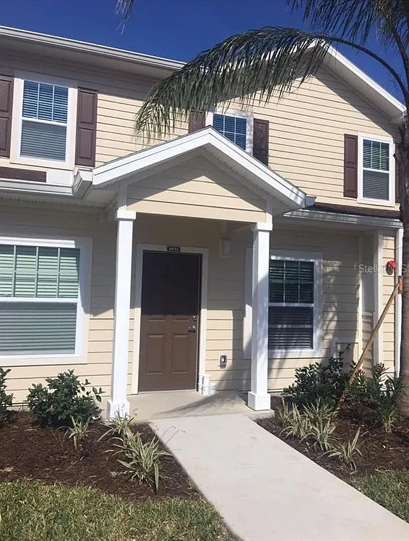 3 bed, 2.0 bath, 1300 sqft, $1,875 — Photo 1