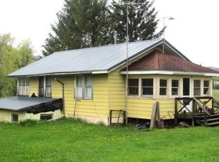 30996 Byrds Creek Rd, Blue River, WI 53518