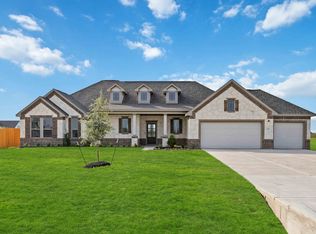 11011 Water Tower Dr, Needville, TX 77461