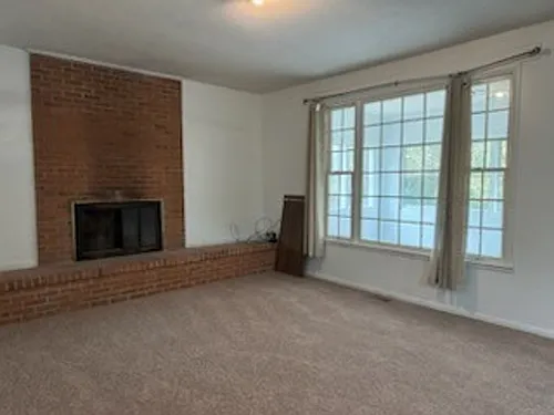 1109 Chesterfield Dr Photo 1