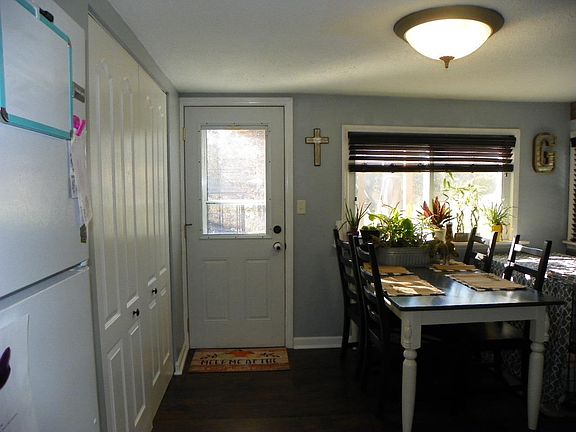 3rd image of 11034 Fairview Ave Lot 71