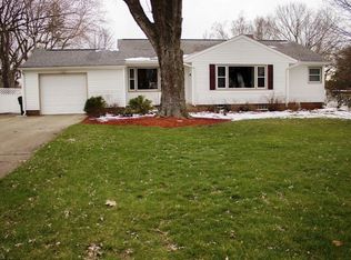 6303 Peach St, Louisville, OH