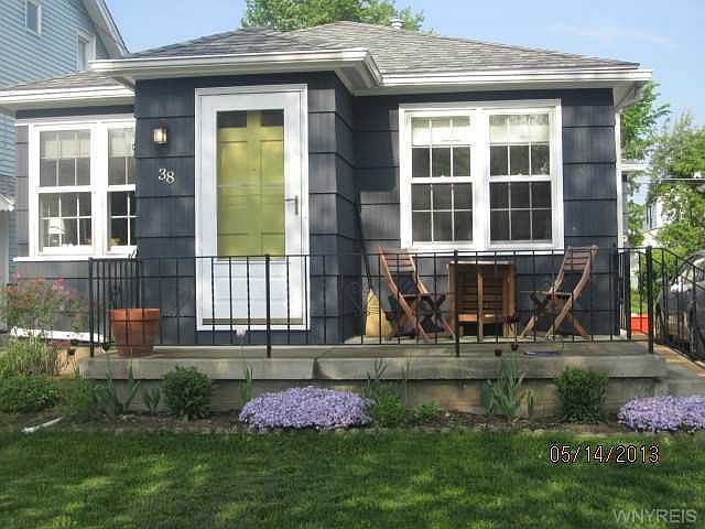 1st image of 38 Lyndale Ave
