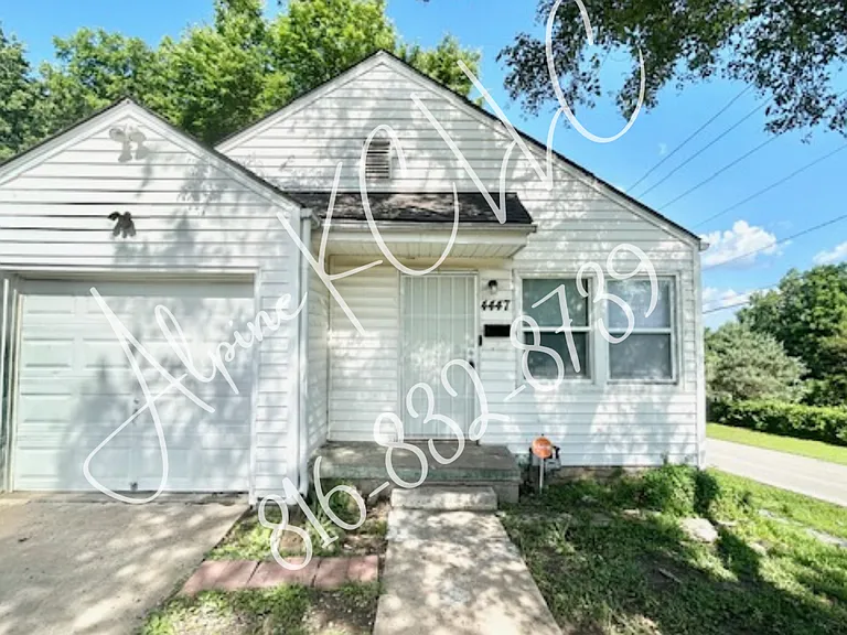 4447 Askew Ave — Photo 1