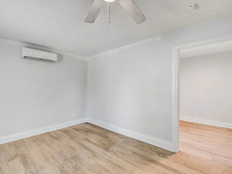 7221 Patricia Dr — Photo 15
