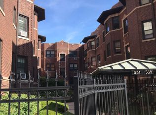 535 W Addison St #3, Chicago, IL 60613