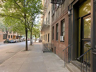 Rented by Cooper & Cooper Real Estate