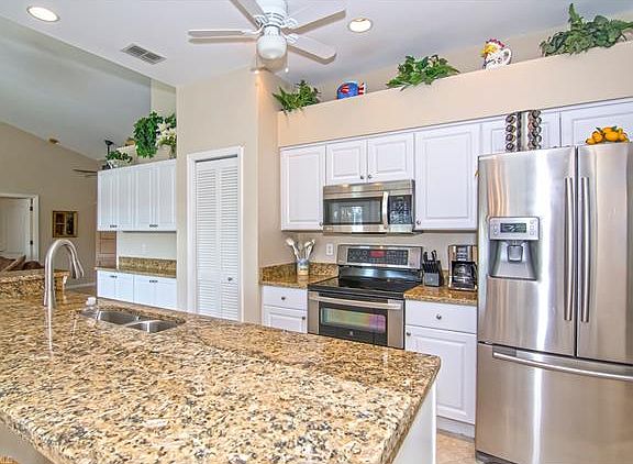 2nd image of 7052 Falcons Glen Blvd