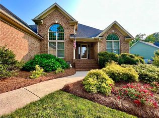 210 White Oak Rd, Thomasville, NC 27360