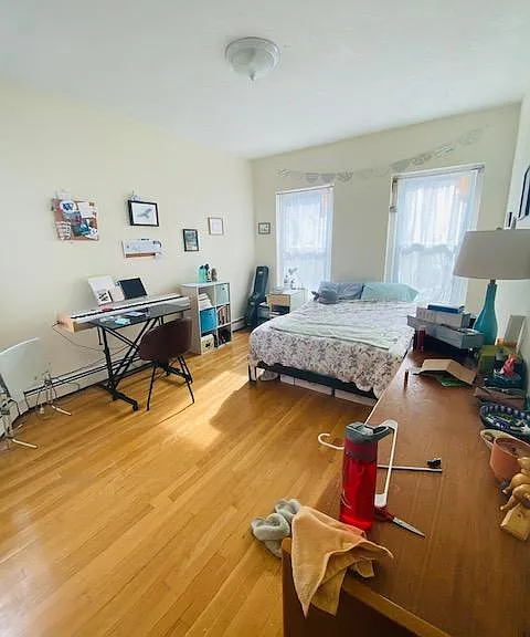 29 Lambert St #3 — Photo 3