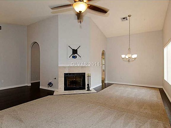 4th image of 2524 Goldenmoon St