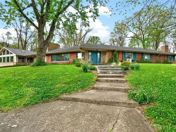3183 Locust Camp Rd, Dayton, OH 45419