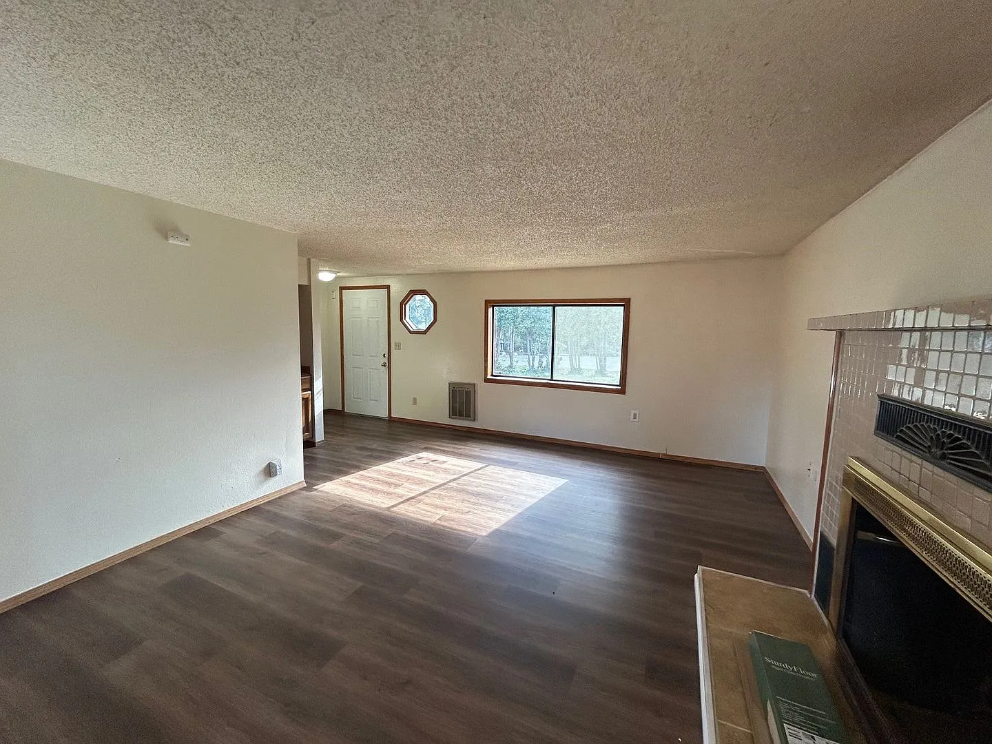 Cardenas — Photo 3