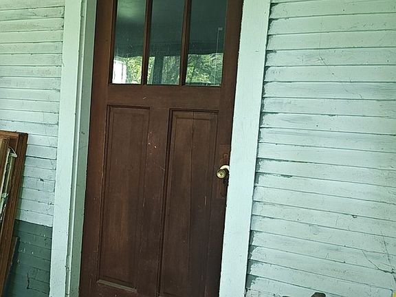 3rd image of 10802 W York House Rd