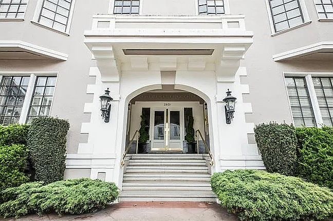 1st image of 2801 Jackson St #305