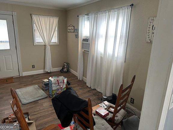 3rd image of 160 Macon Rd