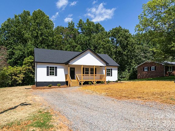 3rd image of 3341 Brookfield Ln