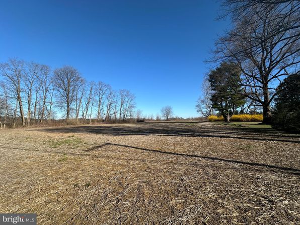 1217 Hunsicker Rd, Lancaster, PA 17601