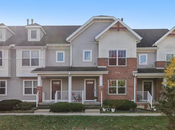 709 Cricket Ln Unit 2, Madison, WI 53562