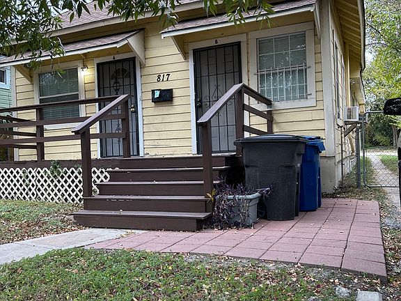 3rd image of 817 W Ashby Pl #A