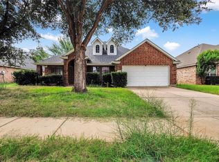 308 Ranch Trl, Mansfield, TX 76063