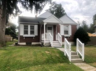 306 E Main St, Lititz, PA 17543