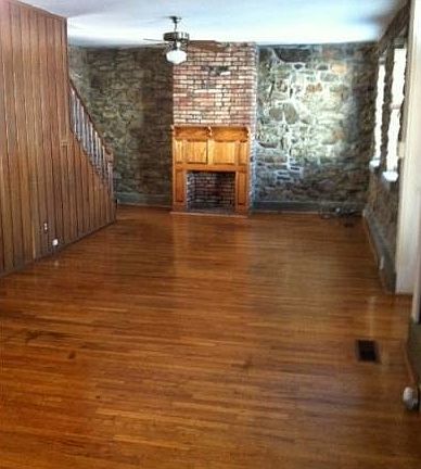 4th image of 24 Water St