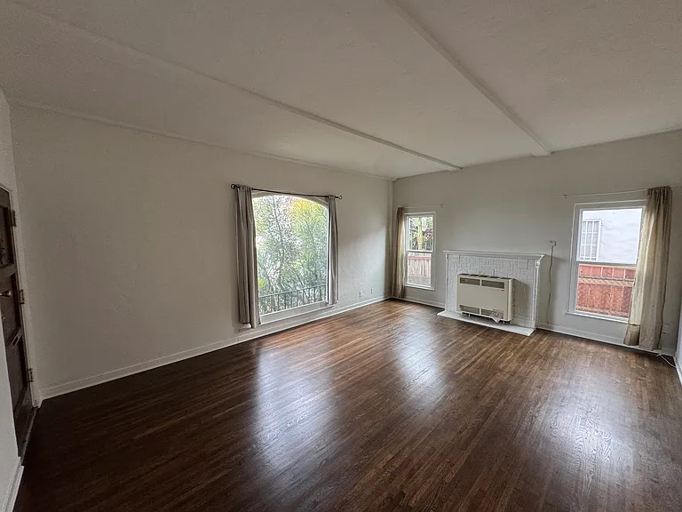 1874 S Redondo Blvd #1874 — Photo 7