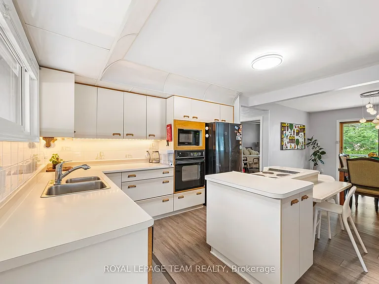 879 Pleasant Park Rd — Photo 17