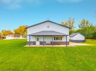 10723 Springfield Rd, Tremont, IL 61568