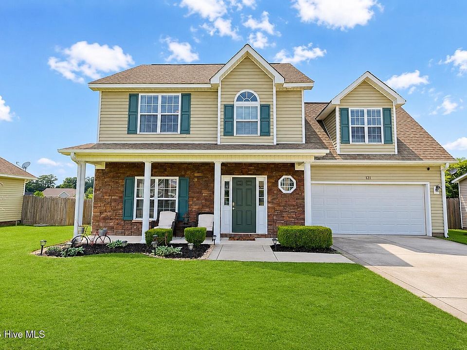 1st image of 121 Moonstone Court