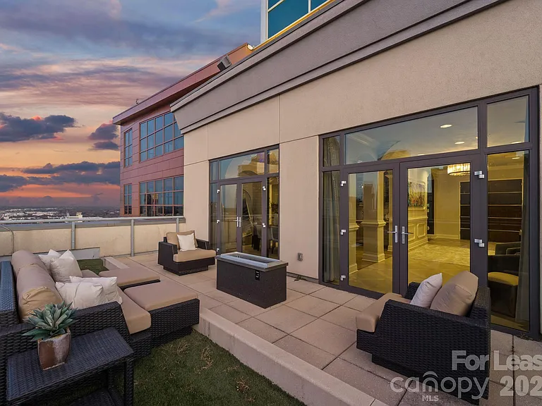 222 S Caldwell St #2203 — Photo 35