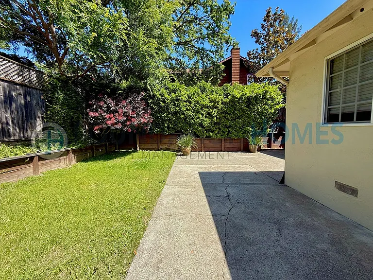 128 McAllister Ave — Photo 13