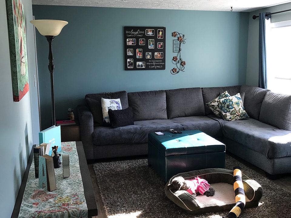 2nd image of 939 Walton Dr