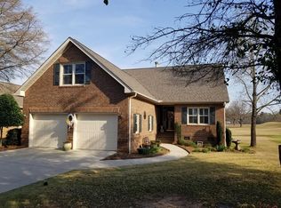 106 Fairway Ct, Greenwood, SC 29649