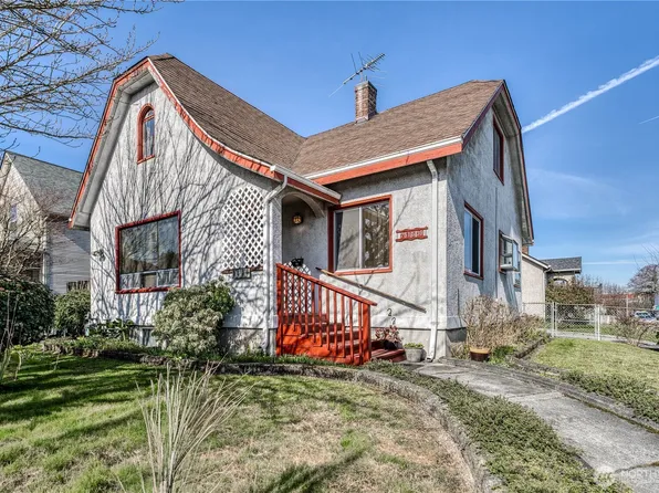 751 S 39th Street, Tacoma, WA 98418