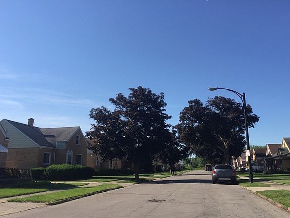 4th image of 157 Fenton St