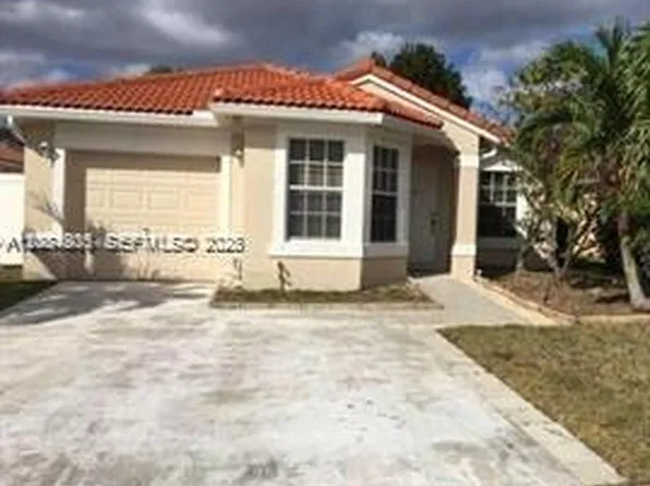 16323 NW 23rd St, Pembroke Pines, FL 33028