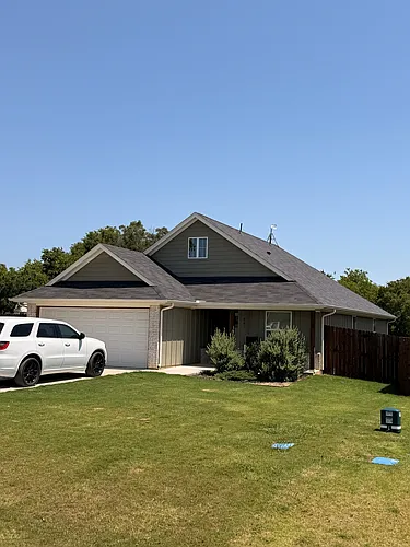 401 E Allen Ave Photo 1
