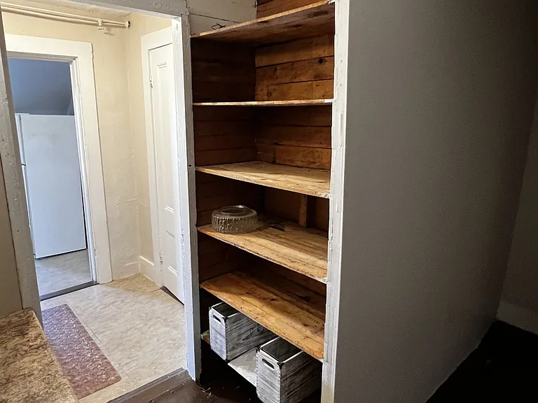 141 Maple St #3 — Photo 8
