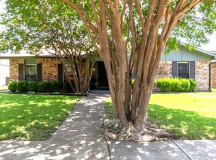 2004 White Ash Rd, Carrollton, TX 75007