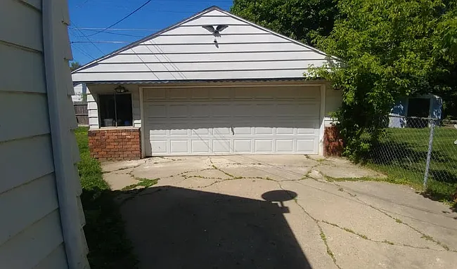 3 bed, 1260 sqft, $1,150 — Photo 2
