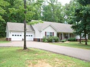 460 Country Wood, Selmer, TN 38375