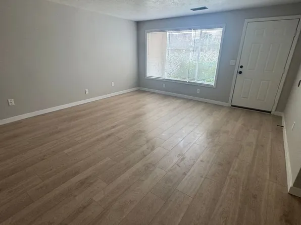 Debbie Way, 2015-2095 Debbie Way NE #2045, Salem, OR 97301