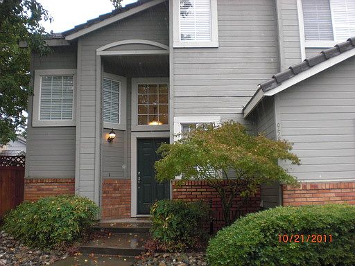 2nd image of 9582 Dominion Wood Ln